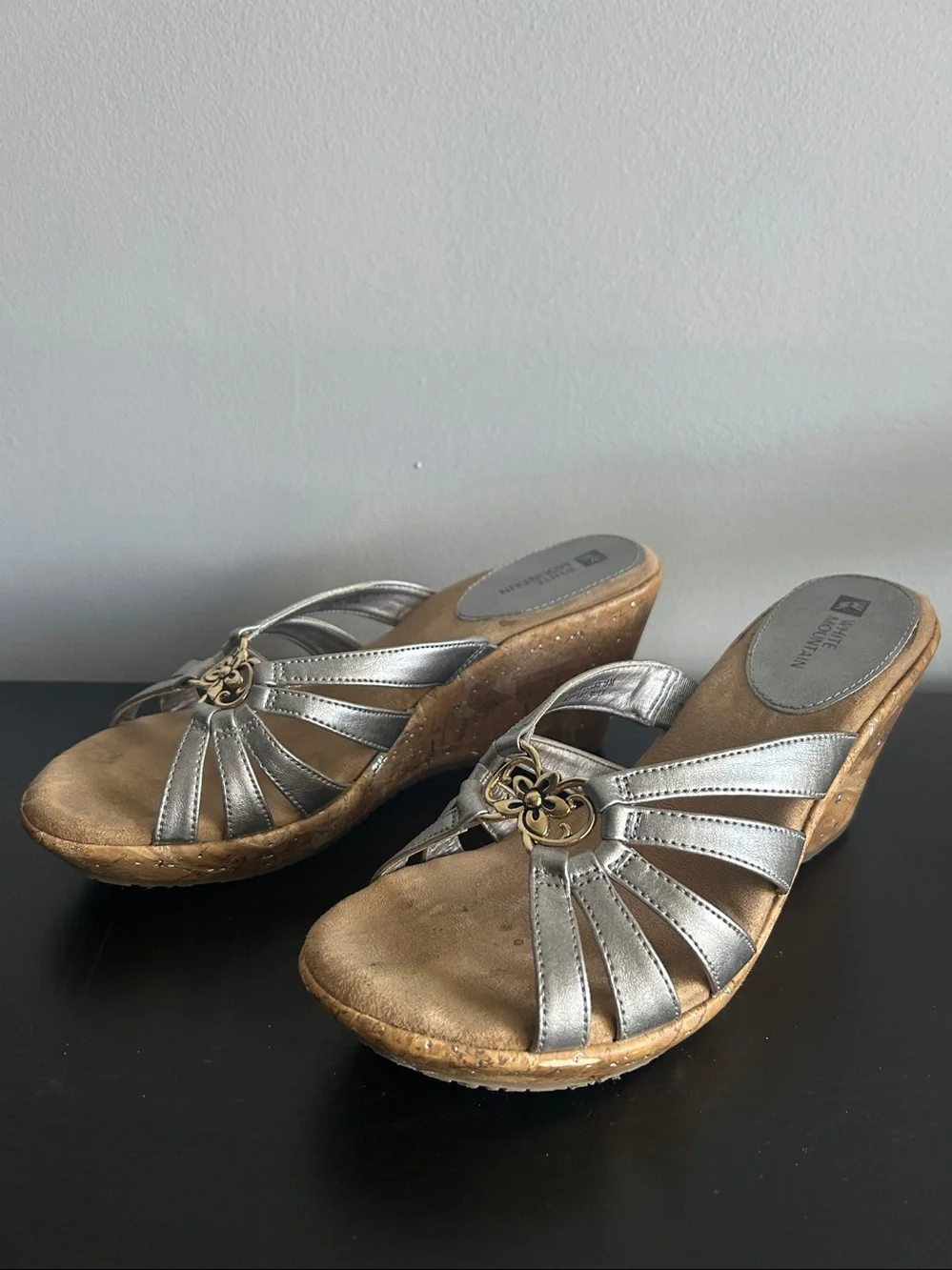 White Mountain Metallic Silver Slide Sandals with Gold Accent 9